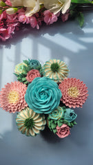 Bouncing Baby Regular Bouquet Cake - 750 grams / (7 cupcakes)