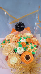 Golden Harvest Large Bouquet Cake - 1300 grams / (12 cupcakes)