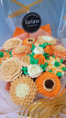 Golden Harvest Large Bouquet Cake - 1300 grams / (12 cupcakes)