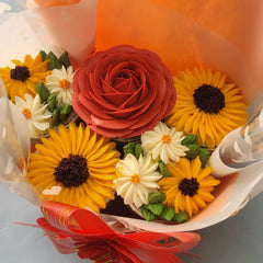 Vibrant Harmony Small Bouquet Cake - 550 grams / (5 cupcakes)
