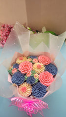 Blushing Beauty Large Bouquet Cake - 1300 grams / (12 cupcakes)