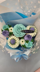 Pastel Blossoms Small Bouquet Cake - 550 grams / (5 cupcakes)