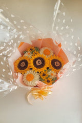 Vibrant Harmony Regular Bouquet Cake - 750 Grams / (7 cupcakes)